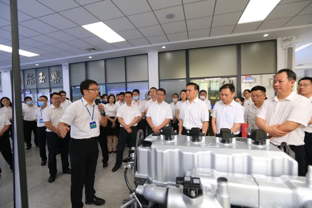 玉柴&ldquo;全國(guó)科技工作者日&rdquo;活動(dòng)暨公司新一批重大科技項(xiàng)目啟動(dòng)大會(huì)圓滿結(jié)束！