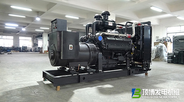 頂博柴油發(fā)電機(jī)組:新能源汽車充電站不可或缺的耐用可靠備用電源